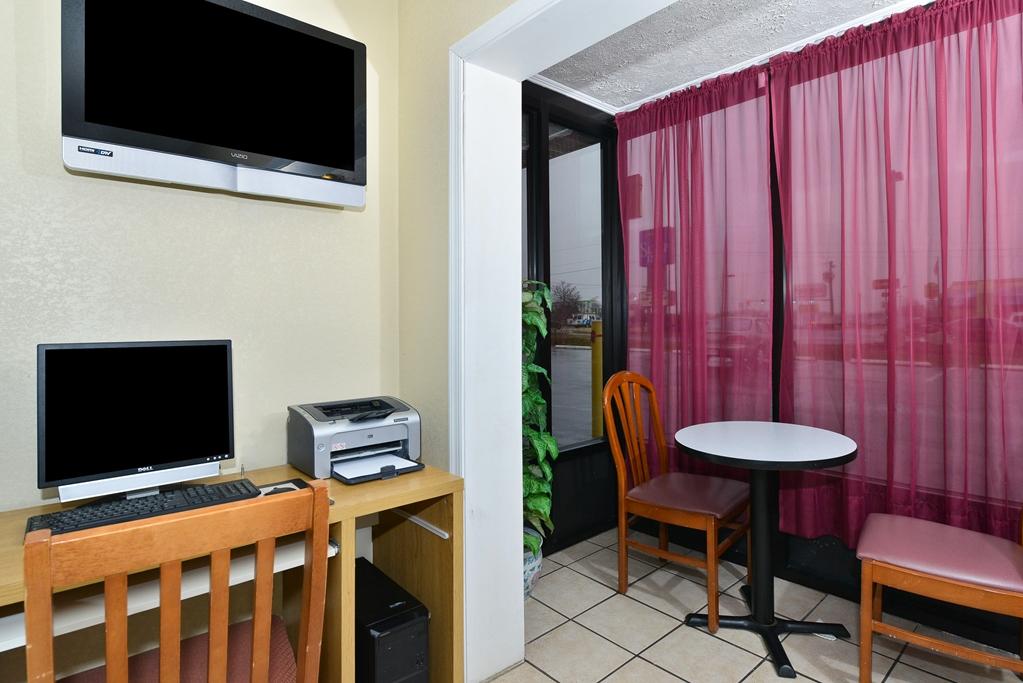 Americas Best Value Inn - Fredericksburg North Facilidades foto